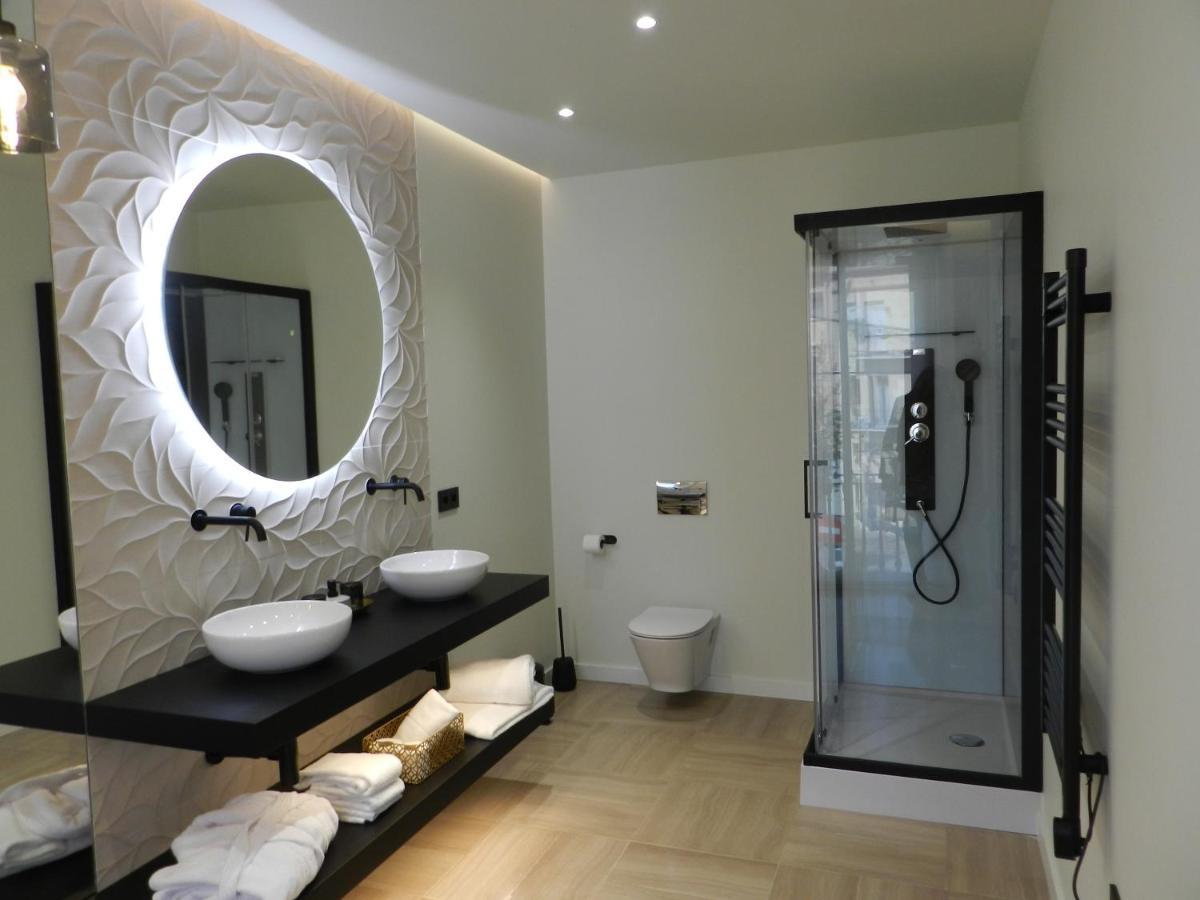 Hotel Manel Martorell Buitenkant foto