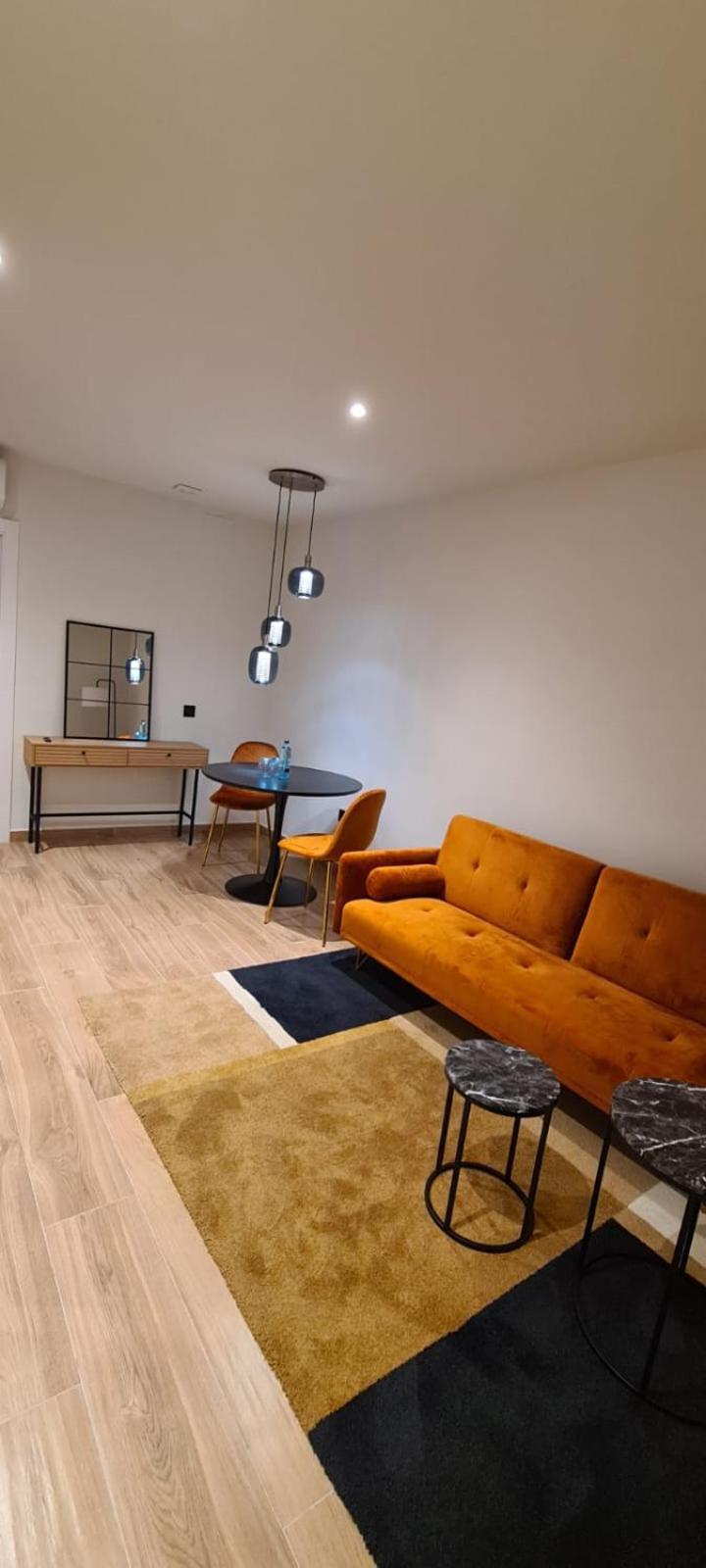 Hotel Manel Martorell Buitenkant foto